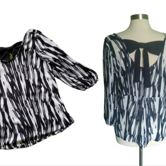 Charming Charlie Black & White Top - M - Picture 2 of 13